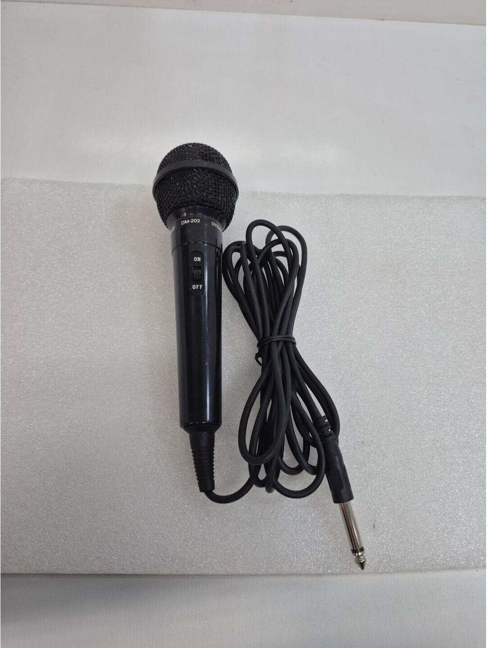 Vintage DM-202 600 Ohm Dynamic Microphone